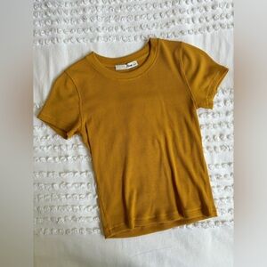 Aritzia - Wilfred Free Modal T-shirt in XS 💛